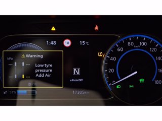 NISSAN Leaf 40kWh Acenta CVT