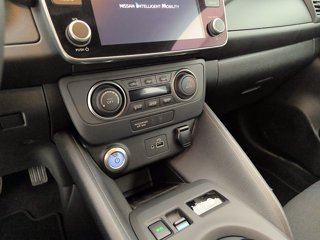 NISSAN LEAF ACENTA 40KWH - 00