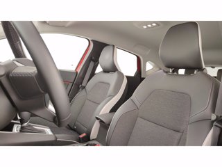 RENAULT Captur 1.6 E-Tech hybrid Intens 145cv auto