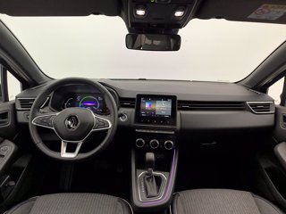 RENAULT Clio 1.6 E-Tech hybrid Intens 140cv auto my21