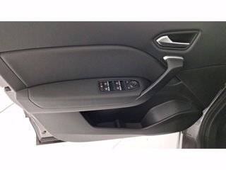 RENAULT Captur 1.6 E-Tech hybrid Intens 145cv auto