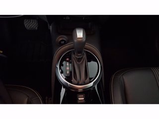 NISSAN Juke 1.6 hev Premiere Edition