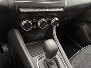 RENAULT Captur 1.6 E-Tech hybrid Intens 145cv auto