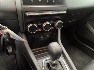 RENAULT Clio 1.6 E-Tech full hybrid Equilibre 145cv auto