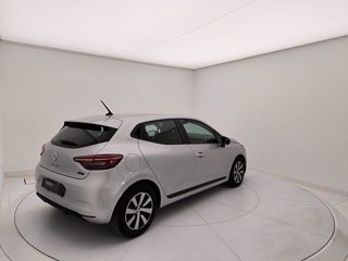 RENAULT Clio 1.6 E-Tech full hybrid Equilibre 145cv auto